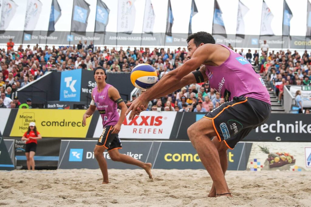 Beachvolleyball DM Timmendorfer Strand: Spiel vor vollen Tribünen